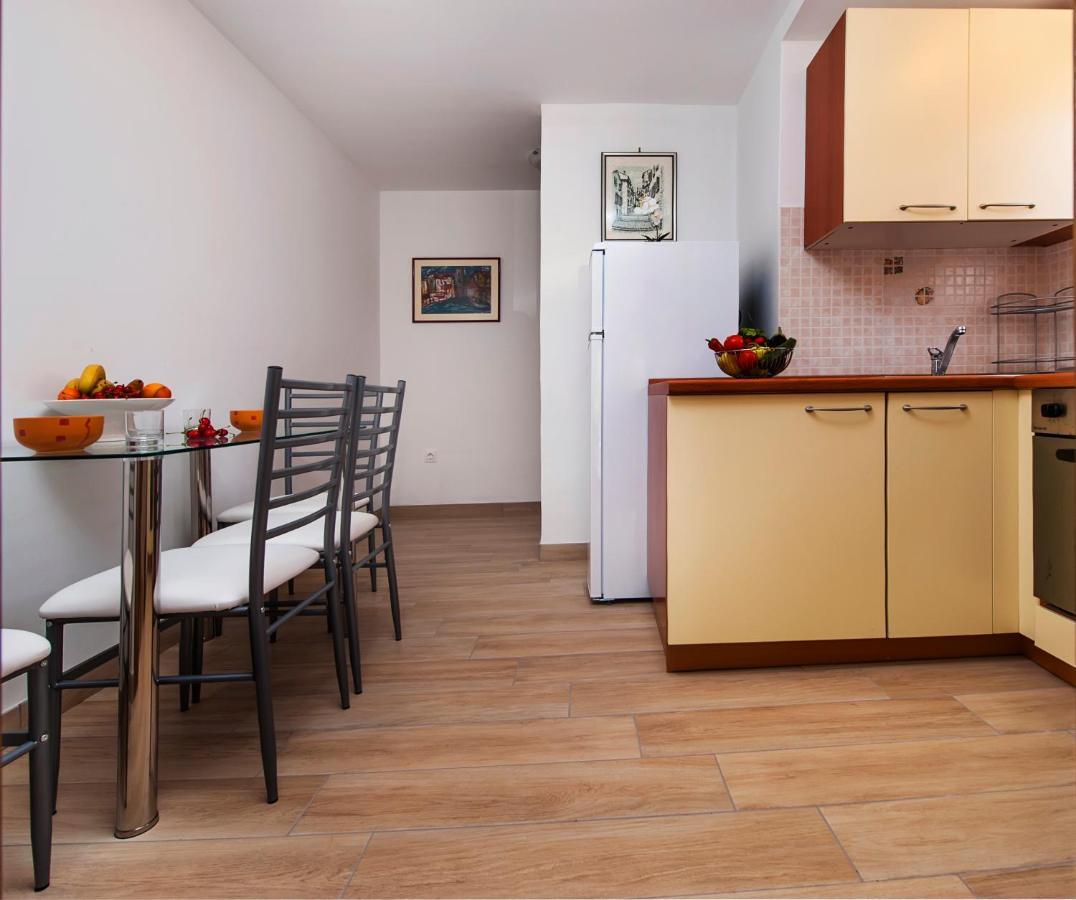 Apartmani&Soba Mimi Rovinj Exterior foto