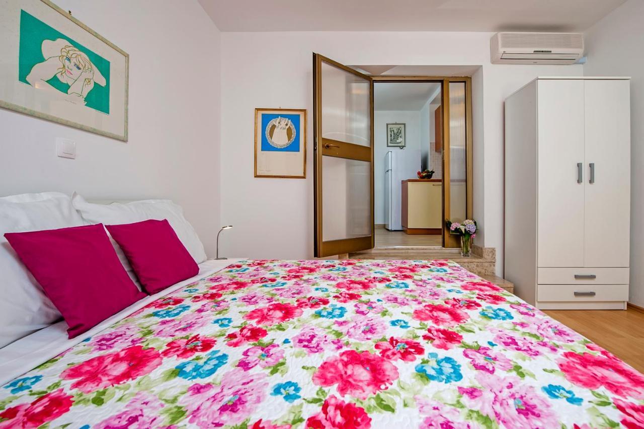 Apartmani&Soba Mimi Rovinj Exterior foto