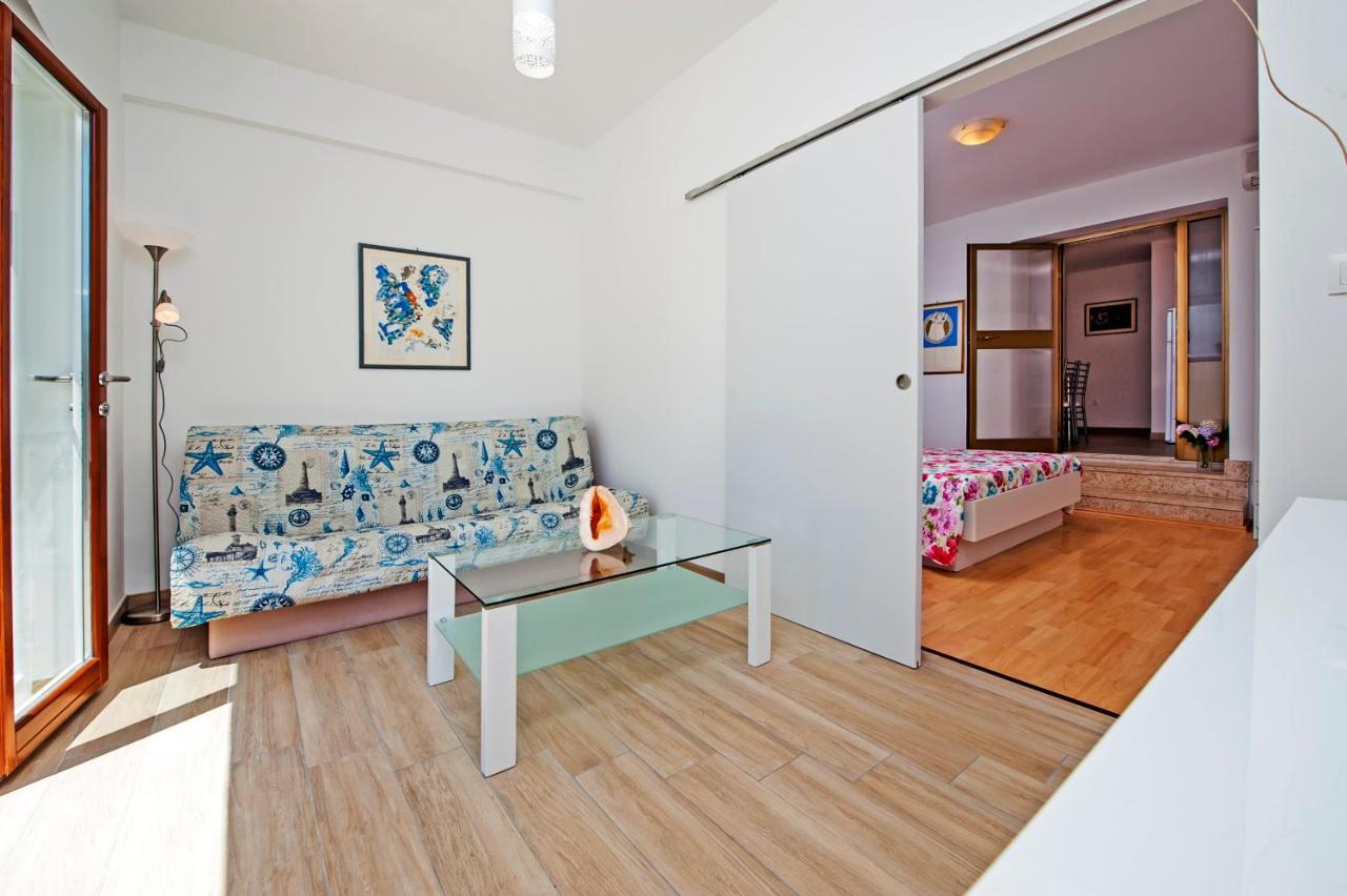 Apartmani&Soba Mimi Rovinj Exterior foto